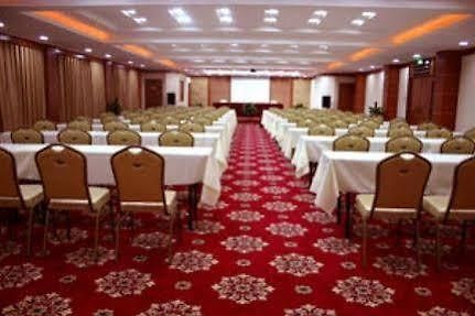 Starway Pitman Hotel Нінбо Екстер'єр фото