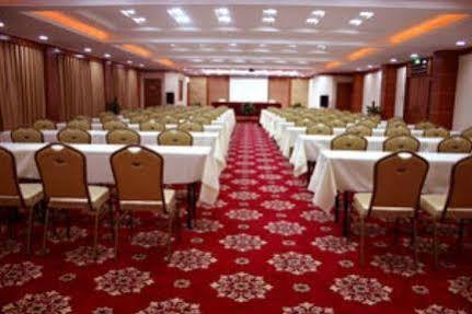 Starway Pitman Hotel Нінбо Екстер'єр фото